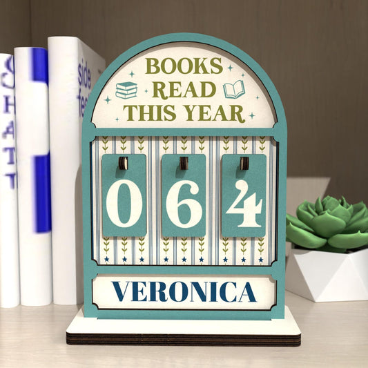 Personalized Books Read Tracker,Books Read This Year Counter,Book Tracker,Bookshelf Decor,Book End,Reader Gift,Book Lover,Gift,Bookish Gift